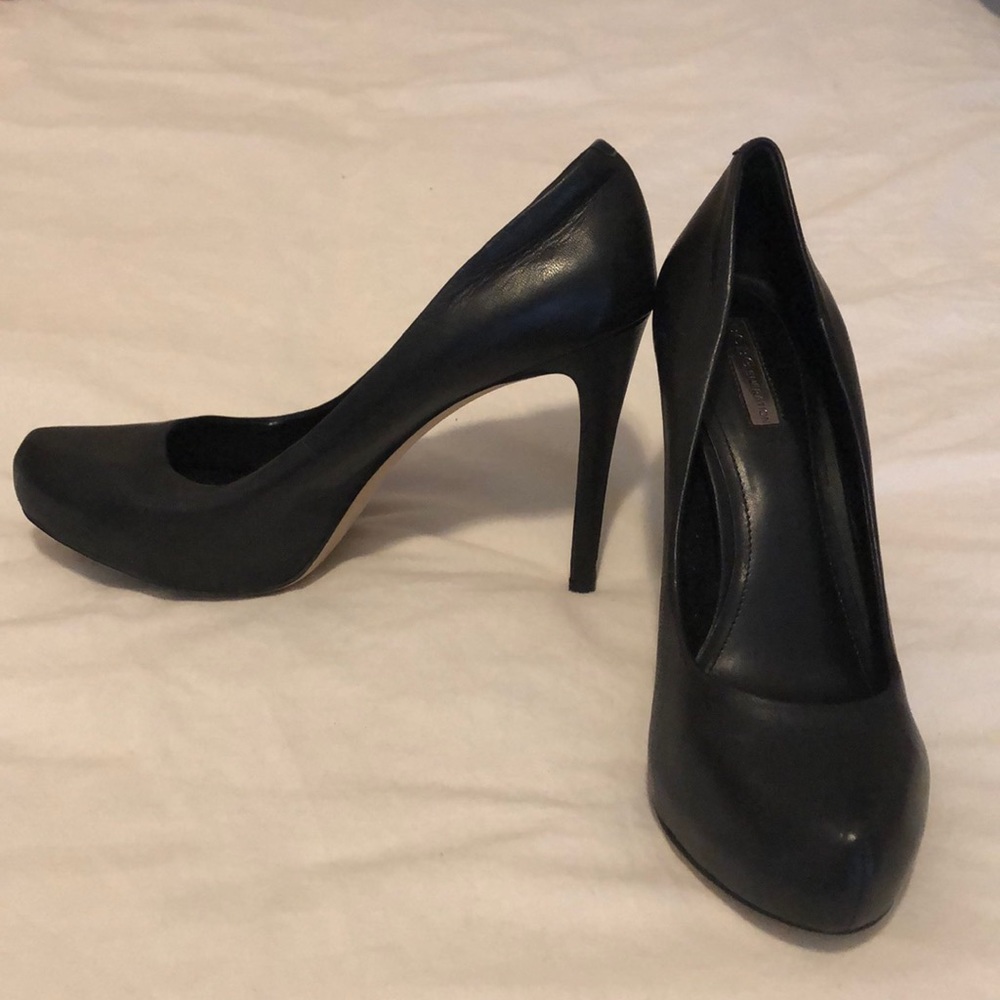 Black BCBG Generation Pumps | Sz 9